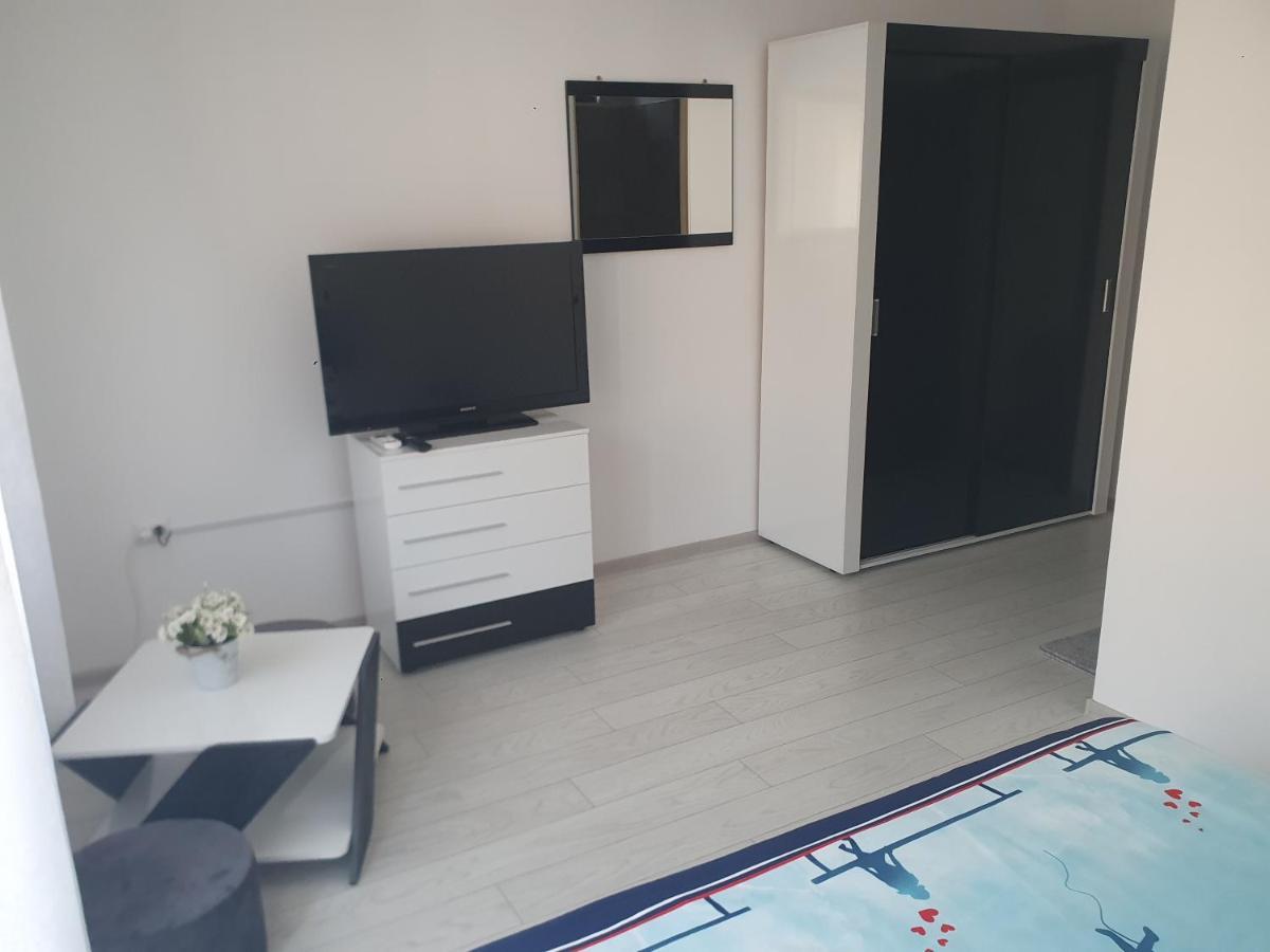 Ferienwohnung Casa Simionov Băile Herculane Exterior foto